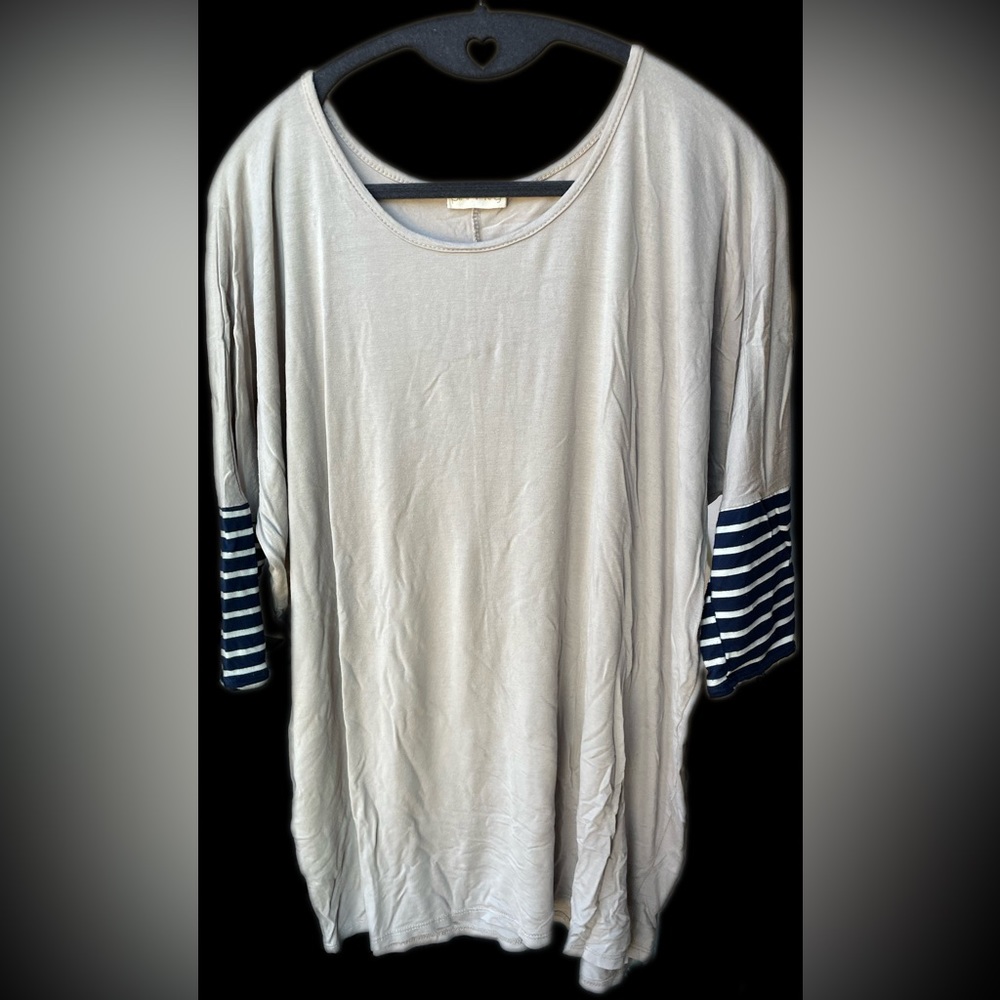 Pixi and Ivy Sz. L Tunic Top Ex. Cond!!